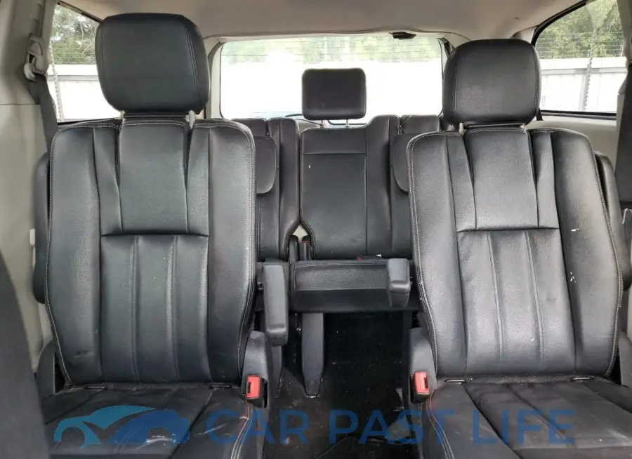 2C4RC1BG4GR198600# 10