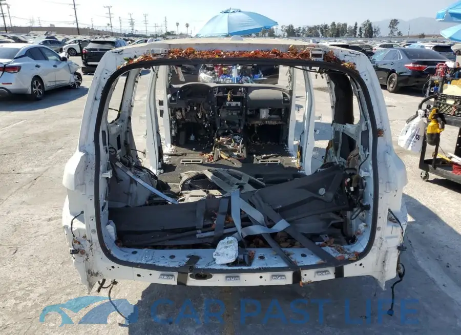 JN8AZ2AC4P9491701# 6