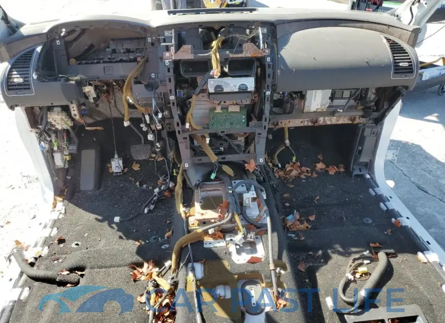 JN8AZ2AC4P9491701# 8
