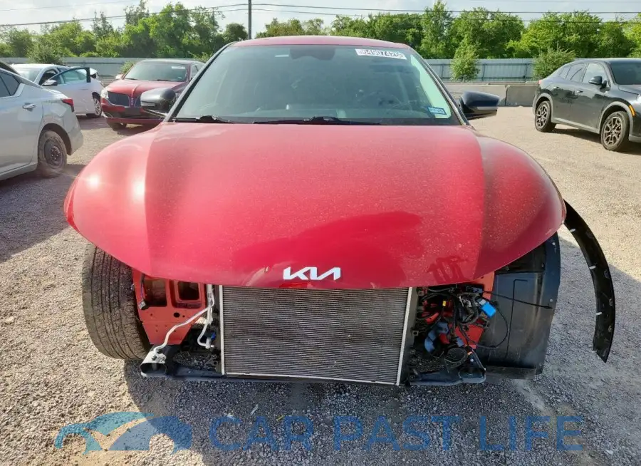 KNDC34LA9P5612050# 5