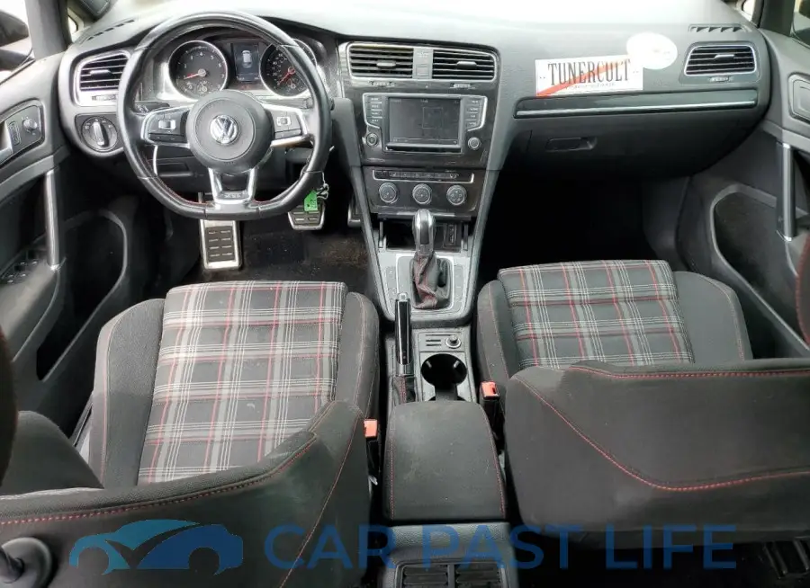 3VW4T7AU8HM003396# 8