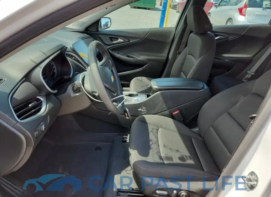 1G1ZD5ST5SF114262# 7