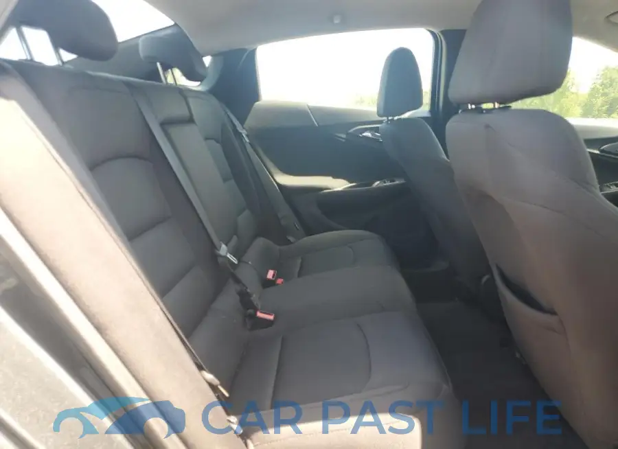1G1ZB5ST4HF170305# 10