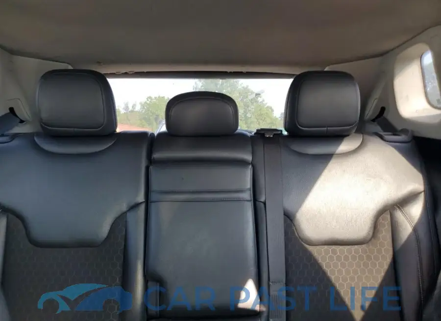 3C4NJDBB4JT107873# 10