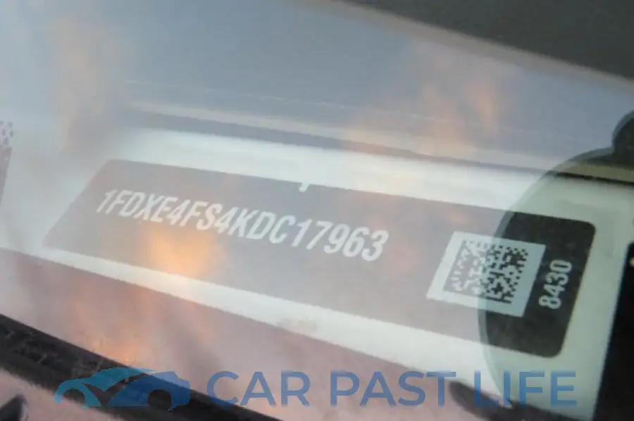 1FDXE4FS4KDC17963# 10