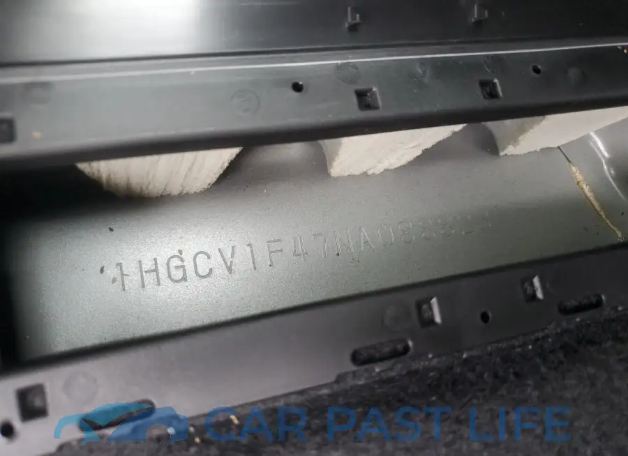 1HGCV1F47NA088823# 12