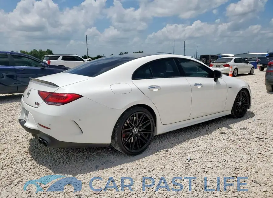 WDD2J6BB7KA042949# 3