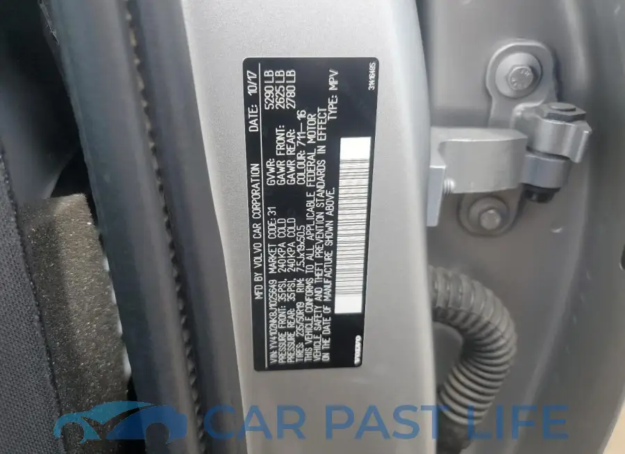YV4102NK8J1025649# 12