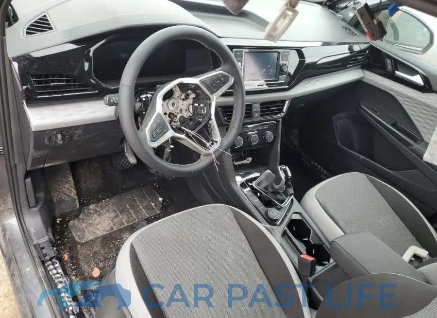 3VV8X7B22RM022096# 8