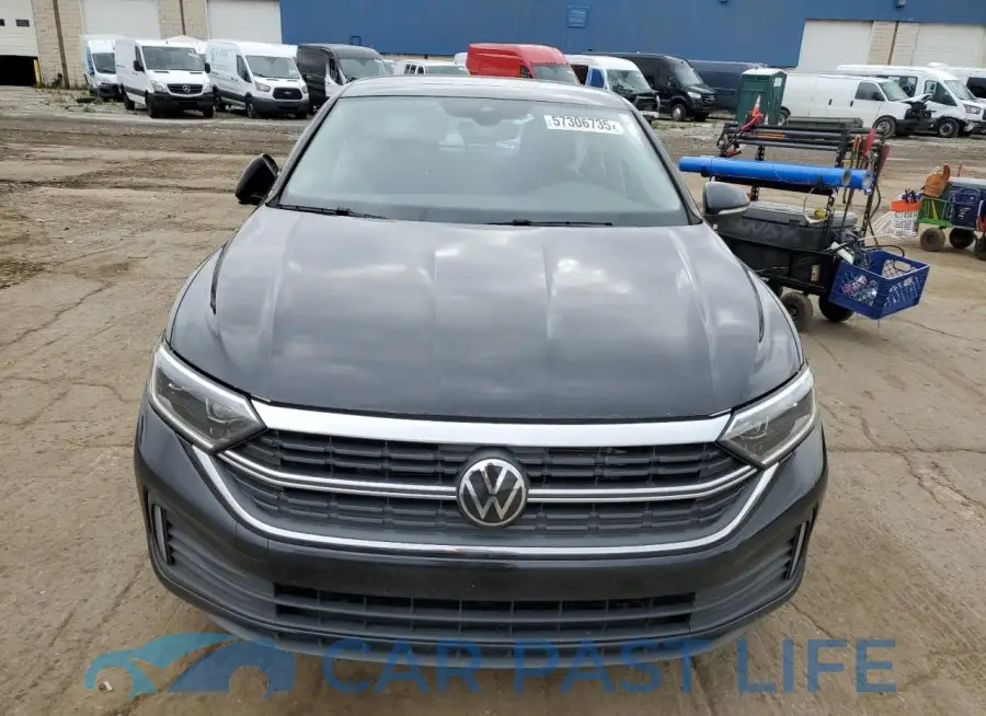 3VWGM7BU1PM057825# 5