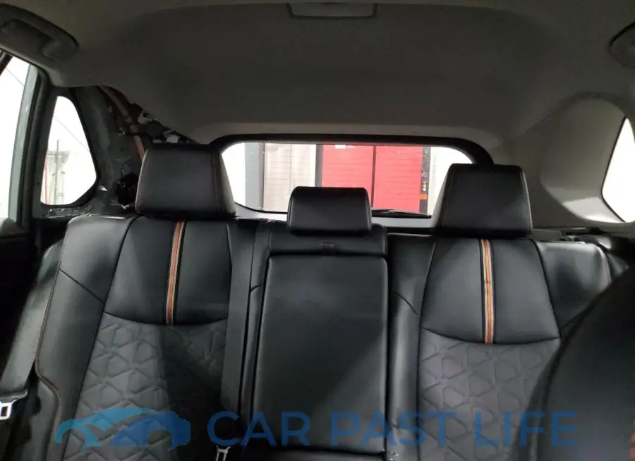 2T3J1RFV8PW401164# 10