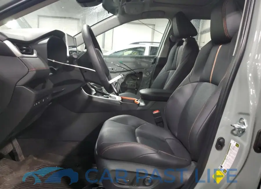 2T3J1RFV8PW401164# 7