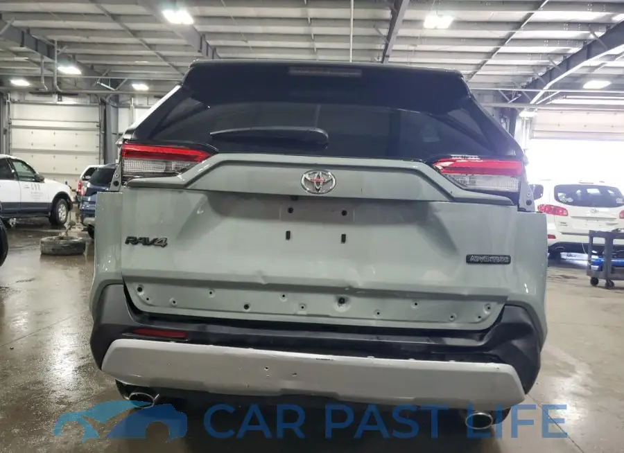 2T3J1RFV8PW401164# 6