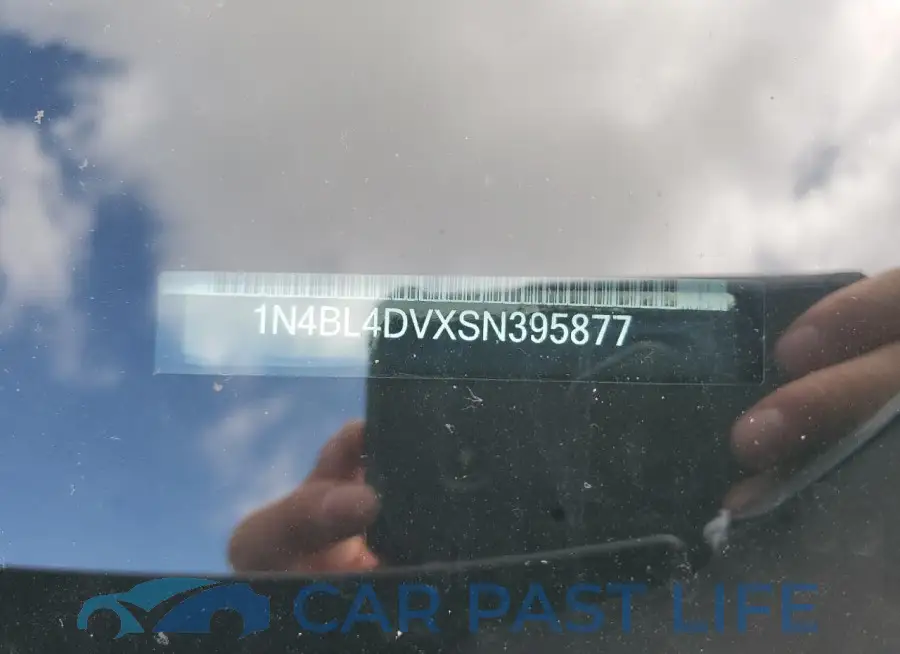 1N4BL4DVXSN395877# 12