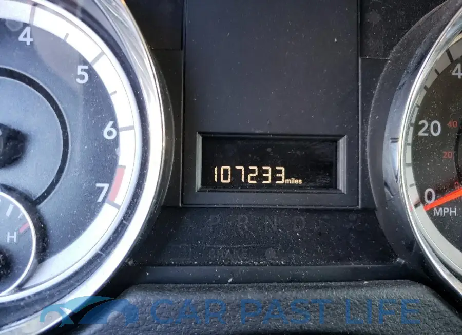 2C4RDGBG8HR864083# 9