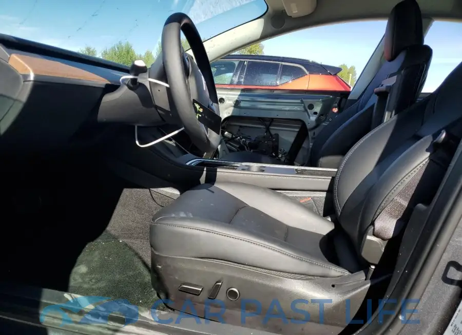 5YJ3E1EA2PF695664# 7