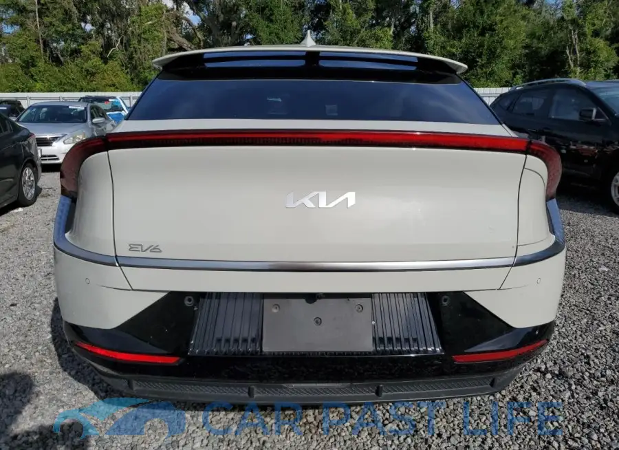 KNDC34LA9P5603784# 6