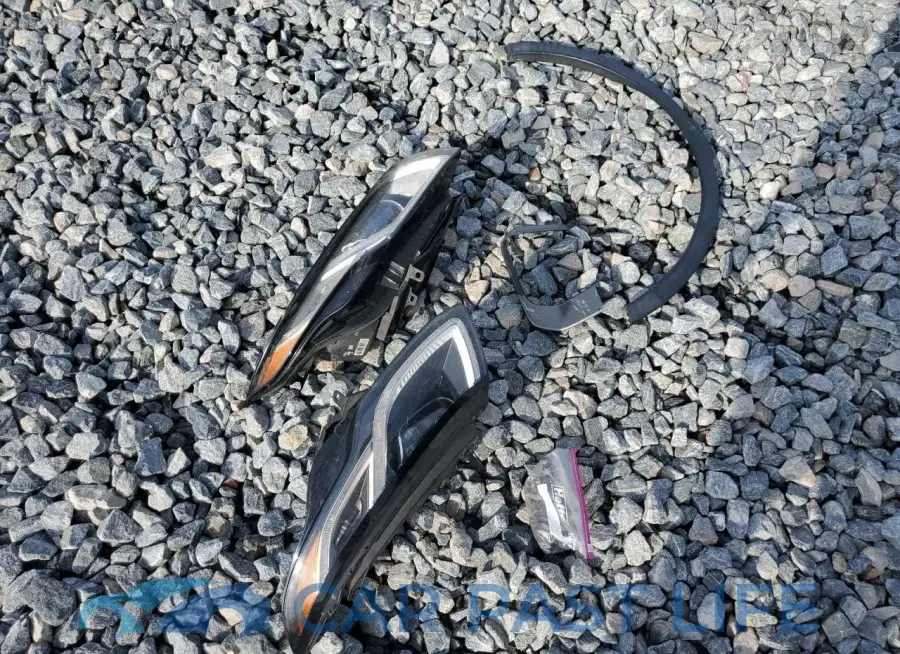 SALVR2BG2GH107590# 13