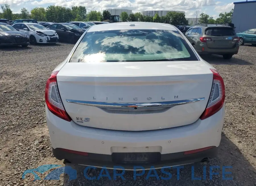 1LNHL9EK9GG600411# 6