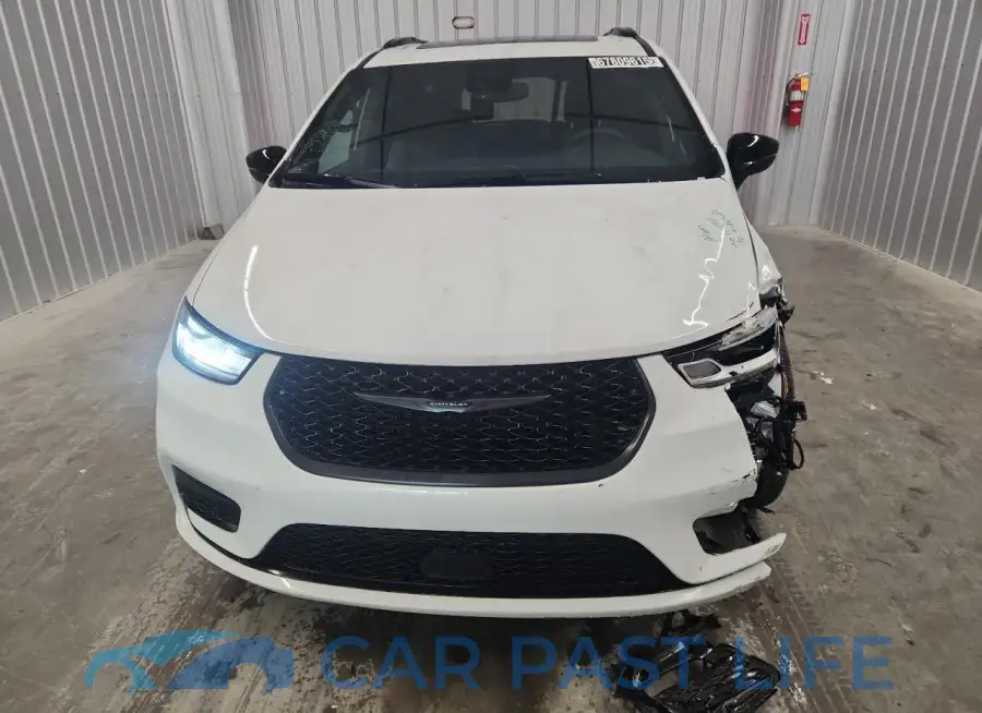 2C4RC1GG4SR550995# 5