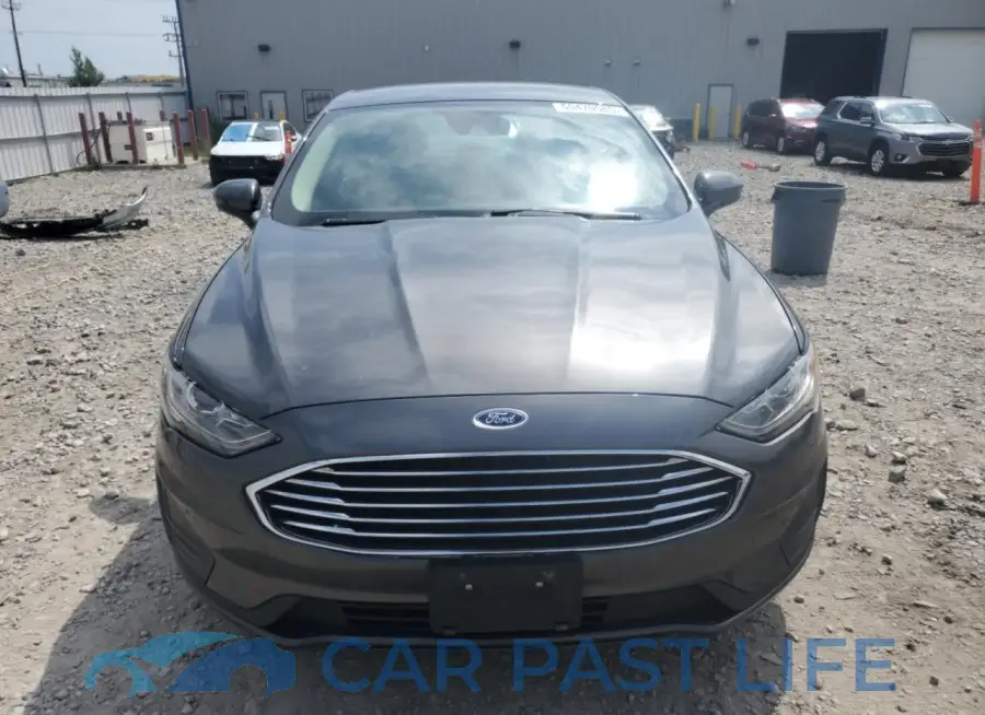 3FA6P0LU5KR163756# 5