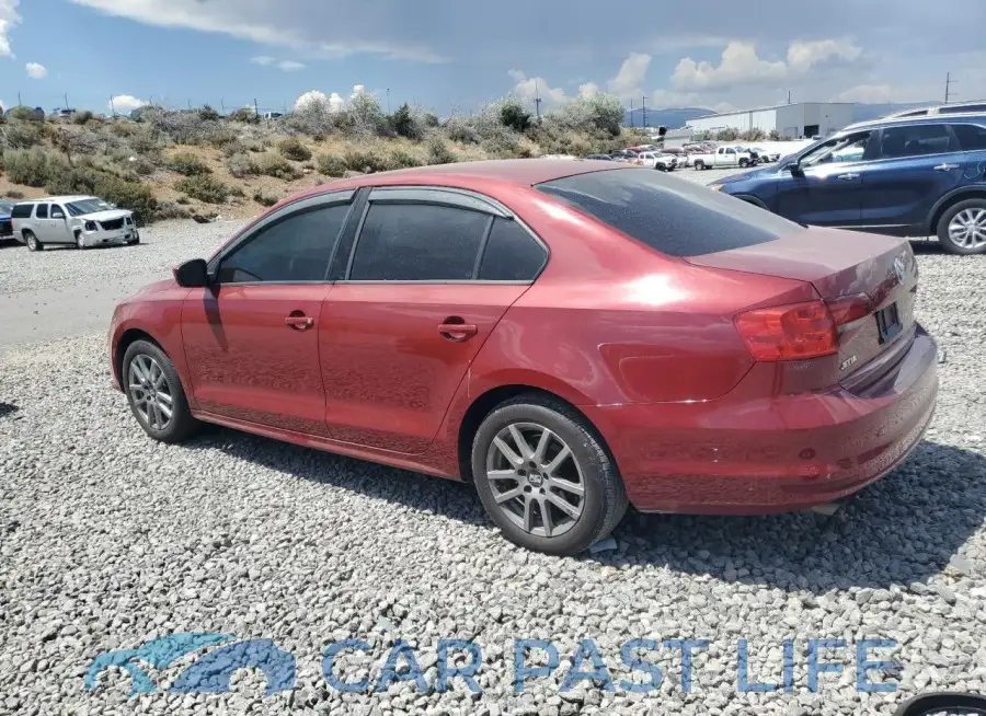 3VW2B7AJ0JM220589# 2