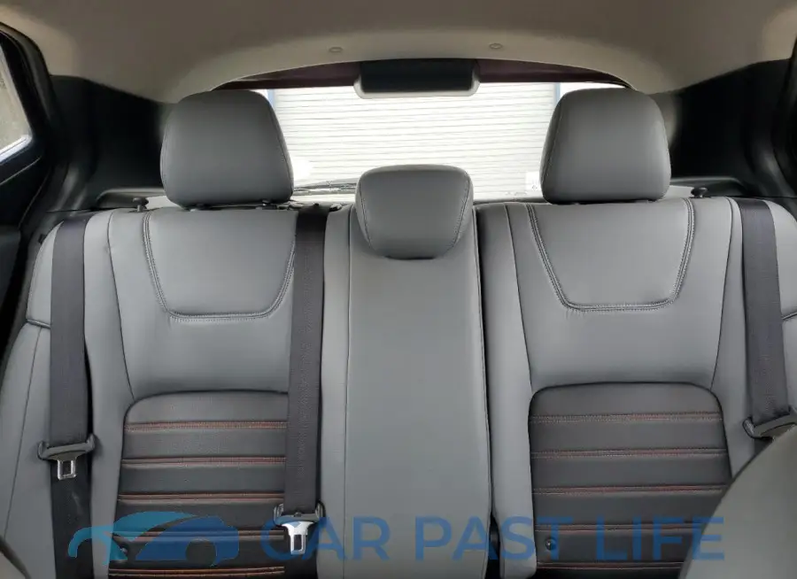 3N1CP5DV3NL490197# 10