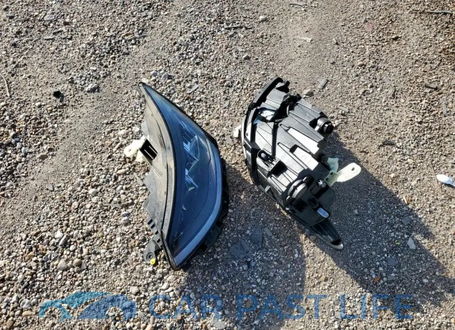 5NPEJ4J28NH137322# 12