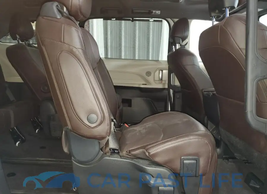 5TDERKEC5RS184467# 11