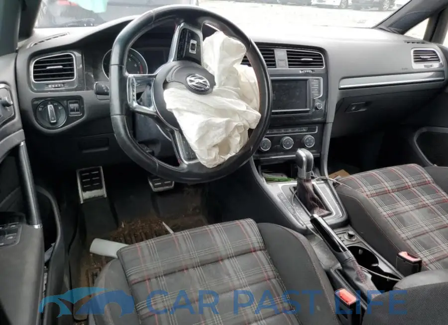 3VW4T7AU8GM015868# 8