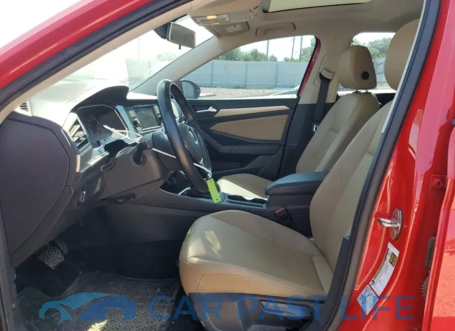 3VWCB7BU5KM142390# 7