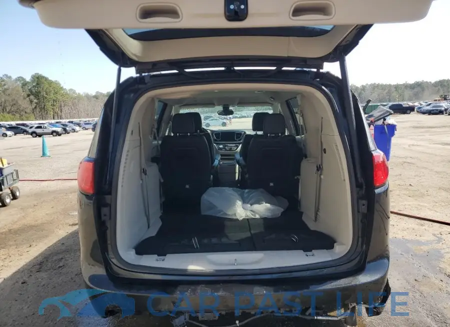 2C4RC1EG2JR353065# 6
