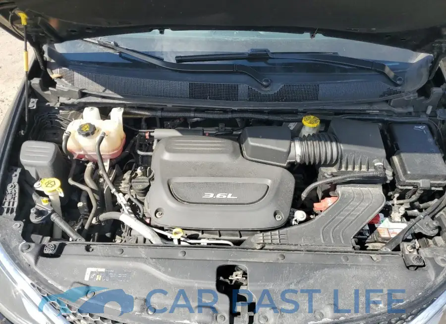 2C4RC1EG2JR353065# 12