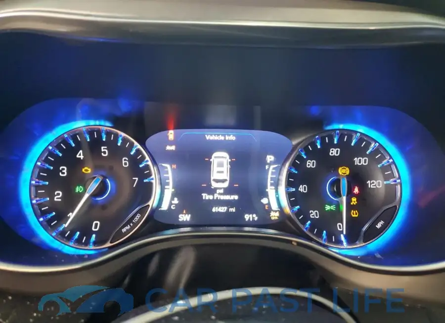 2C4RC1GG5NR183089# 9