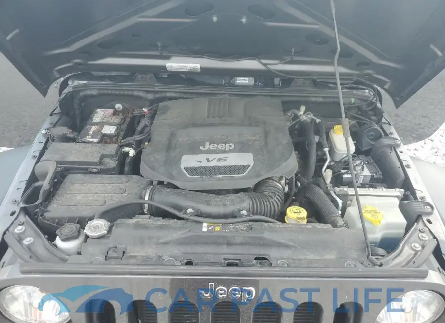 1C4BJWDG2HL500638# 11