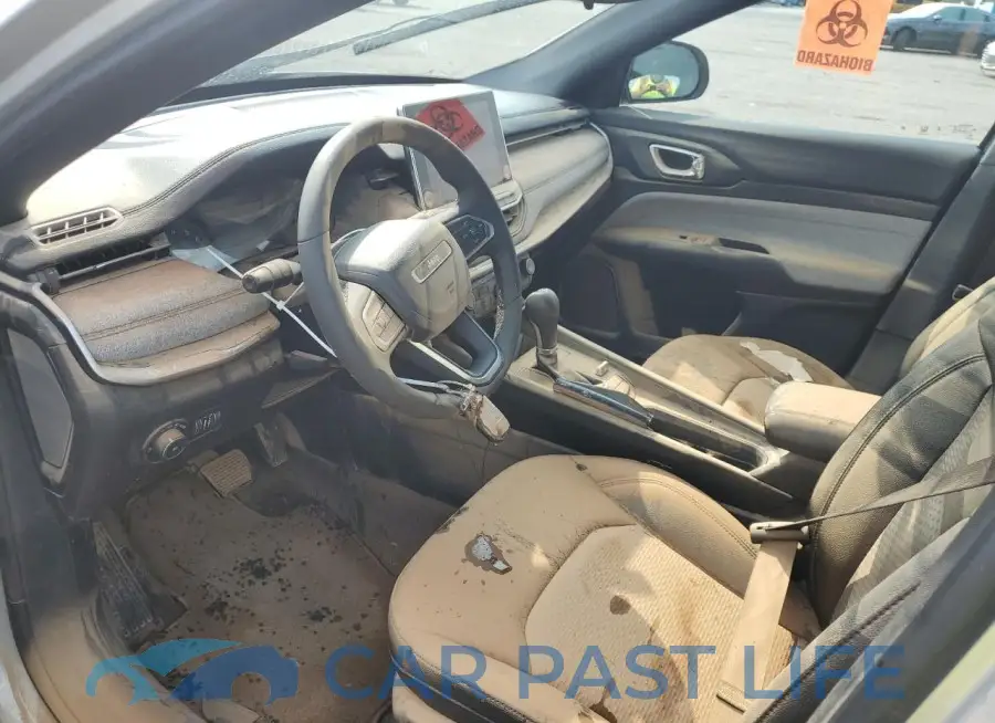 3C4NJDBN8RT113732# 8