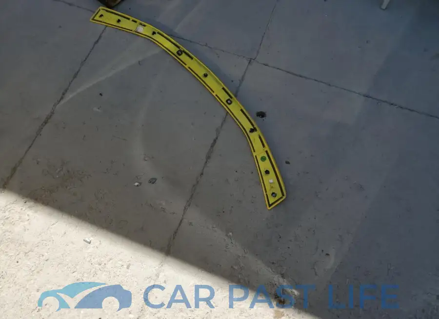 1G1FB1RS7H0207813# 12