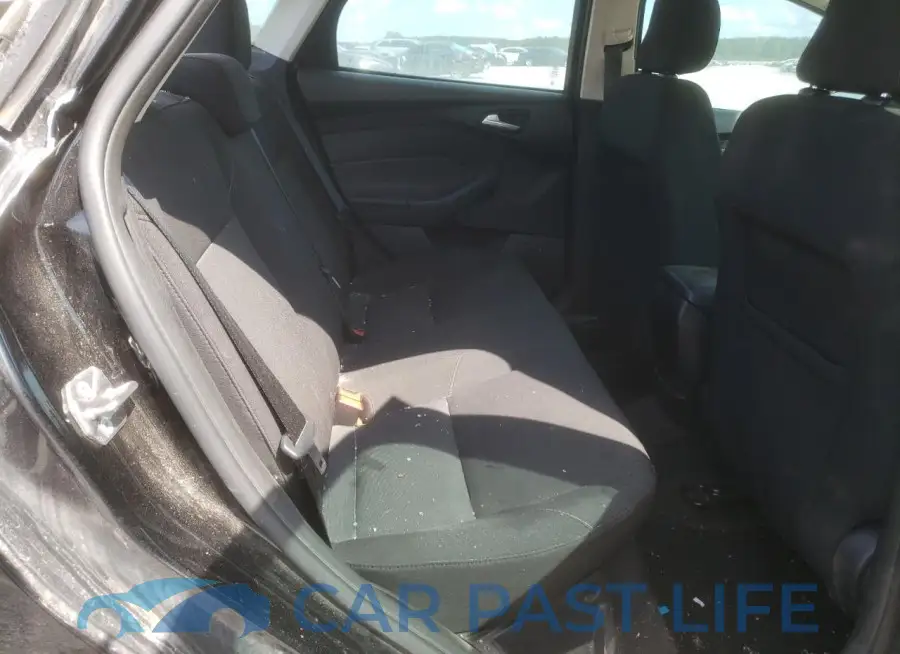 1FADP3F20JL258757# 10