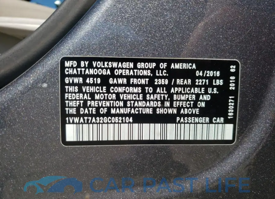 1VWAT7A32GC052104# 12