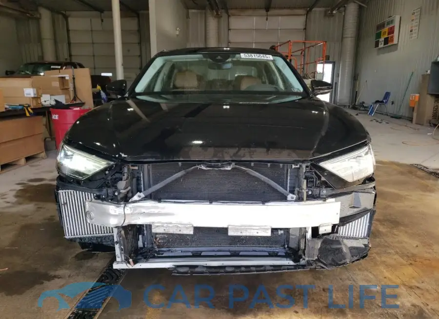 WAU8DAF81LN015279# 5