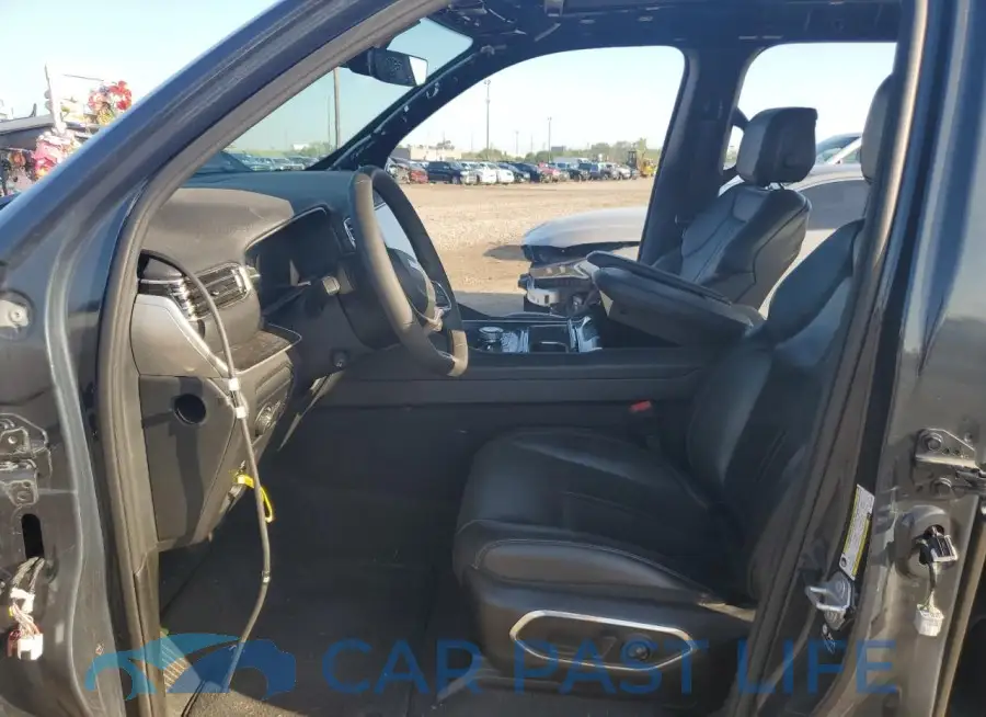 1C4SJVAP1RS121748# 7