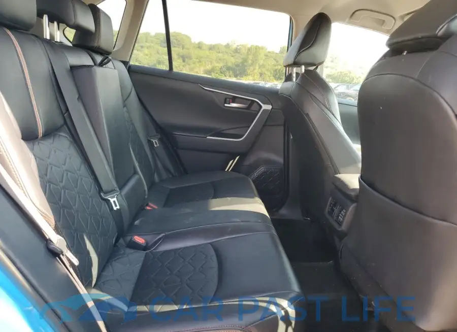 2T3J1RFV2MW178261# 11