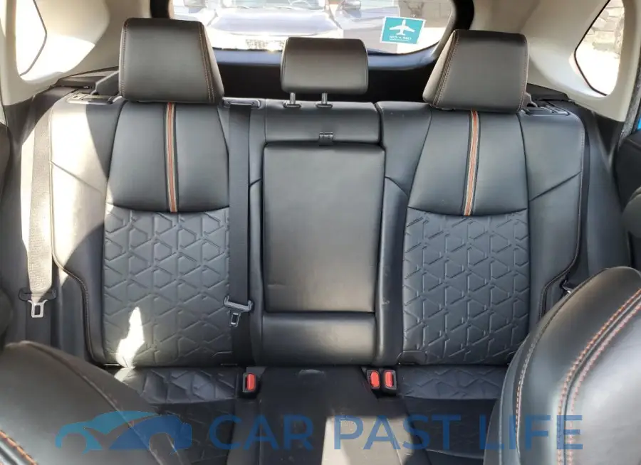 2T3J1RFV2MW178261# 10