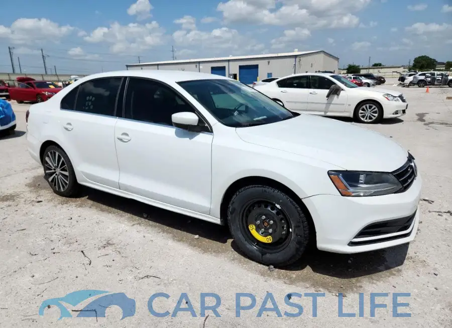 3VW2B7AJ3HM228941# 4