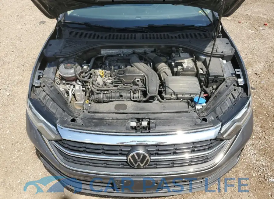 3VW5M7BU2RM021720# 11