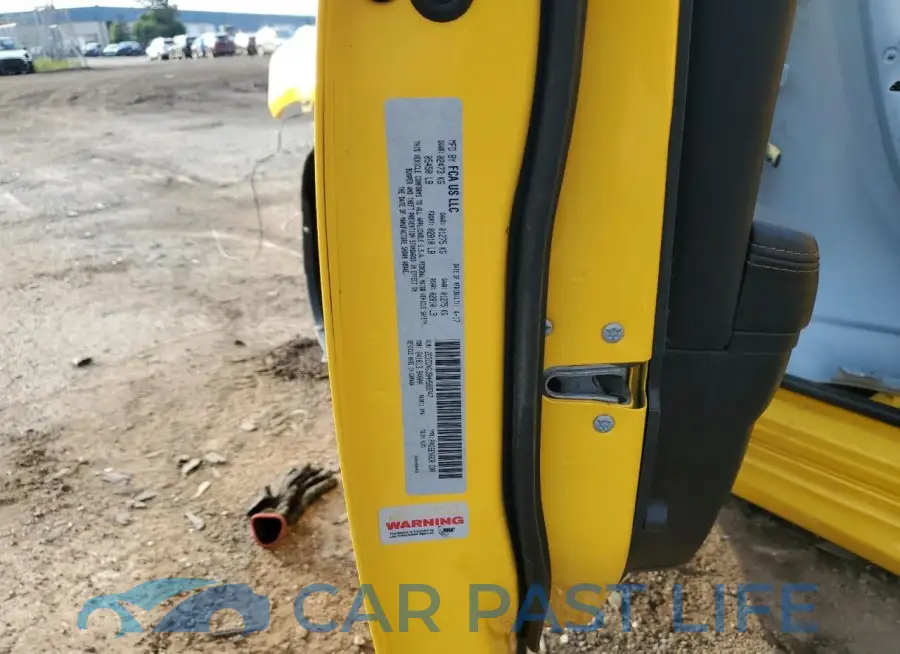 2C3CDXGJ9HH589747# 13