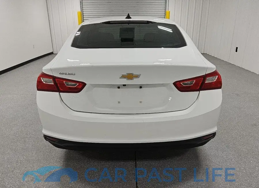 1G1ZB5ST7PF234240# 6