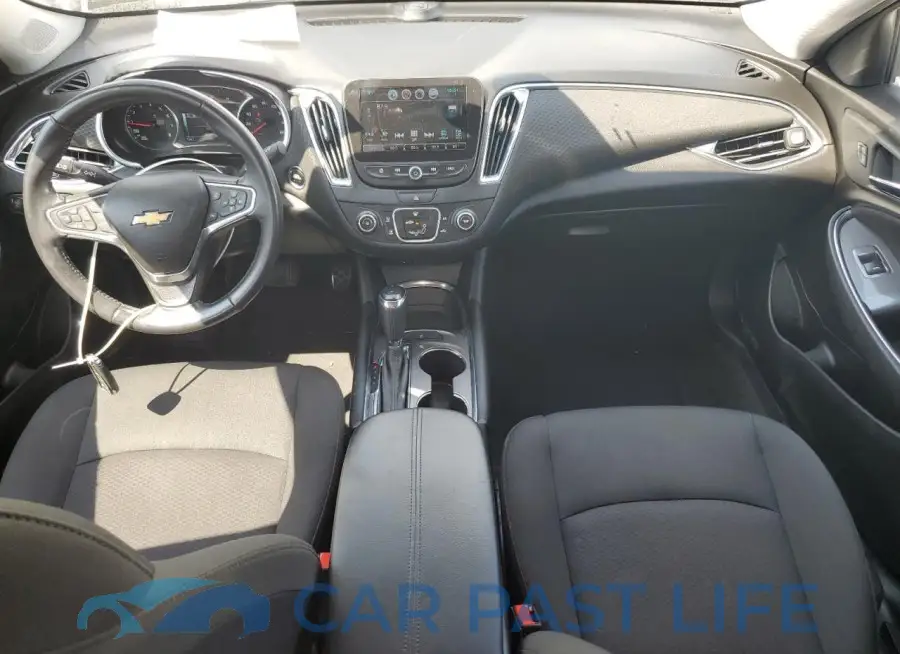 1G1ZD5ST4JF132587# 8