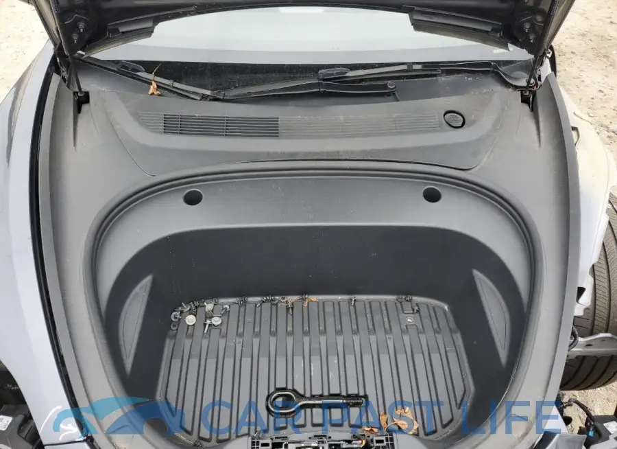 5YJ3E1EA5PF694184# 11