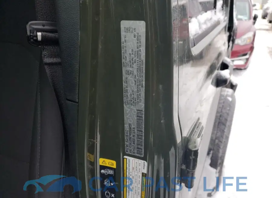 1C4HJXDM1MW658239# 12